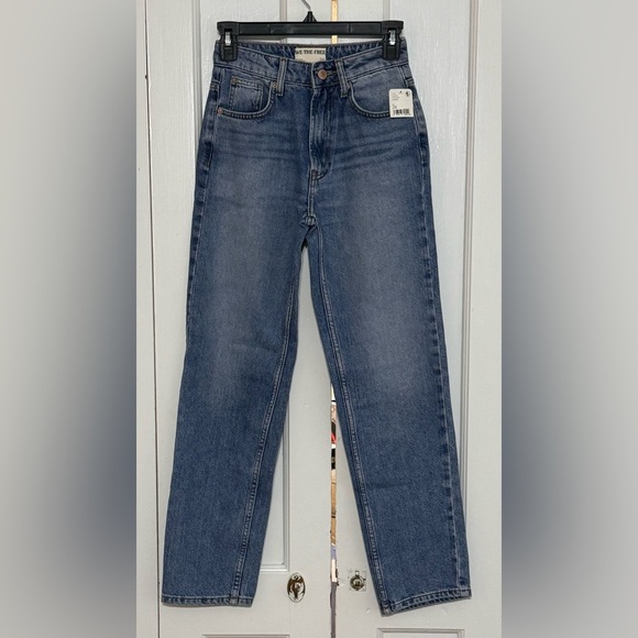 Free People Pacifica Medium Wash High-Rise Straight-Leg Jeans - Picture 5 of 9